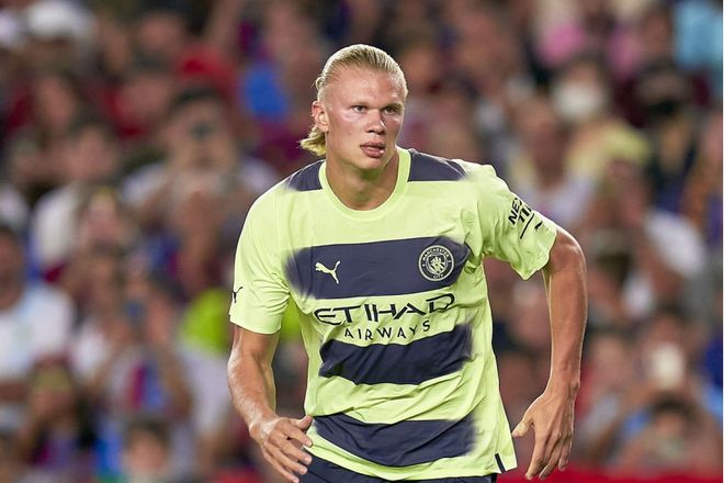 首场比赛决 首场比赛决